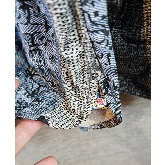 Robert Graham Knowledge Wisdom Truth Patch Pattern Shirt Blue/Gray Sz M - Picture 5 of 8